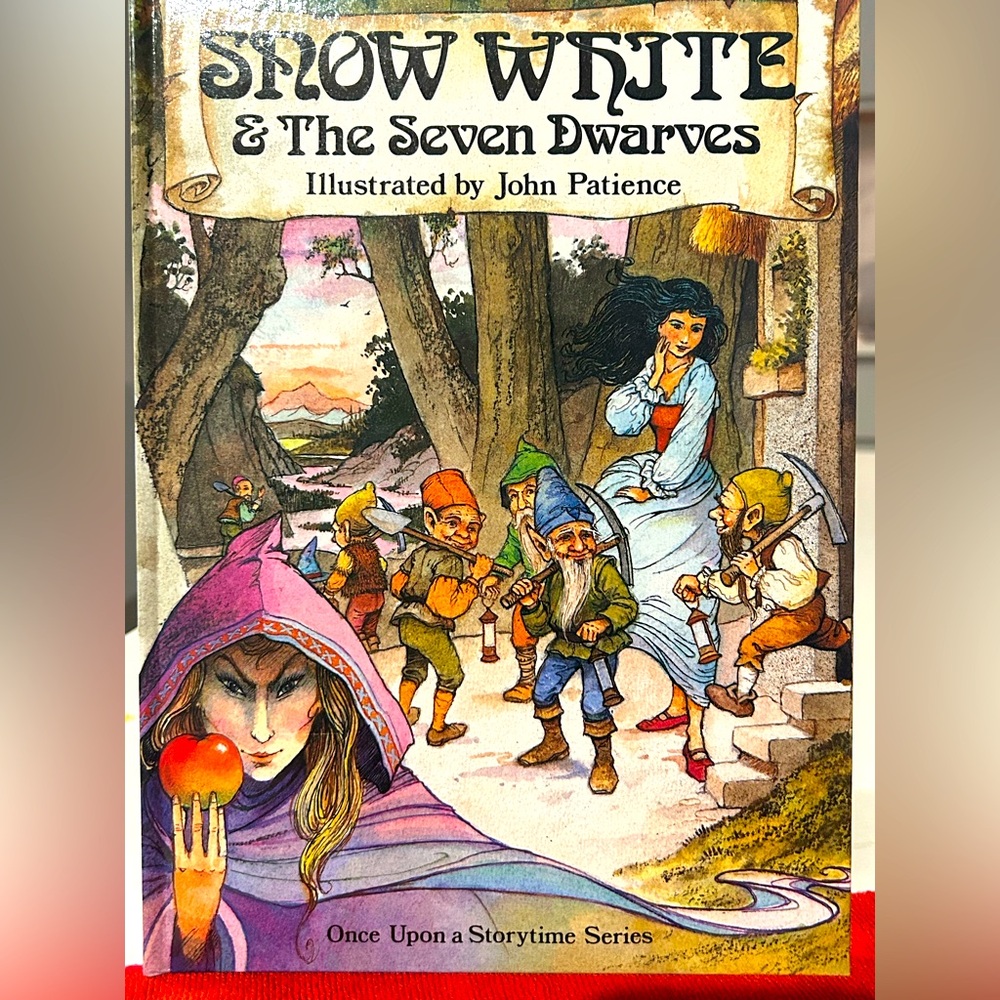 Snow White & The Seven Dwarves Illustrated Book by John Patience